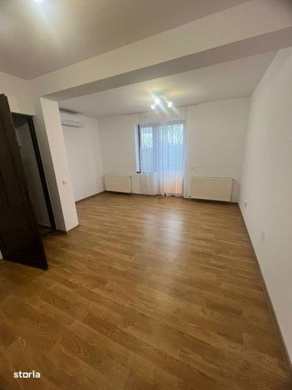 Particular inchiriez apartament 2 camere la vila/ acces curte/ terasa. - 1