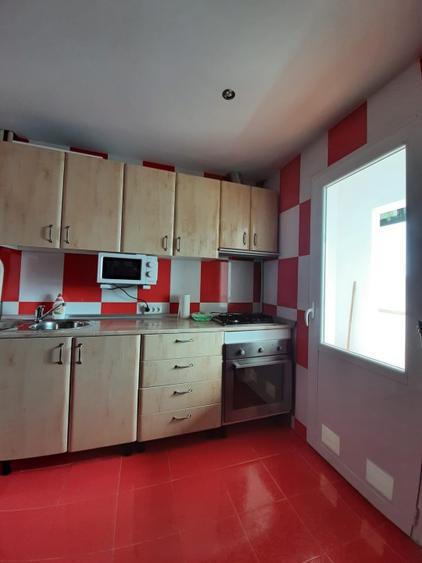 AP.de închiriat - 3