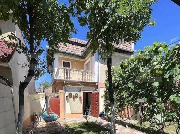 Vila individuala, 190 mp, 8 camere, garaj, curte, zona Lipovei-Timisoara - 1