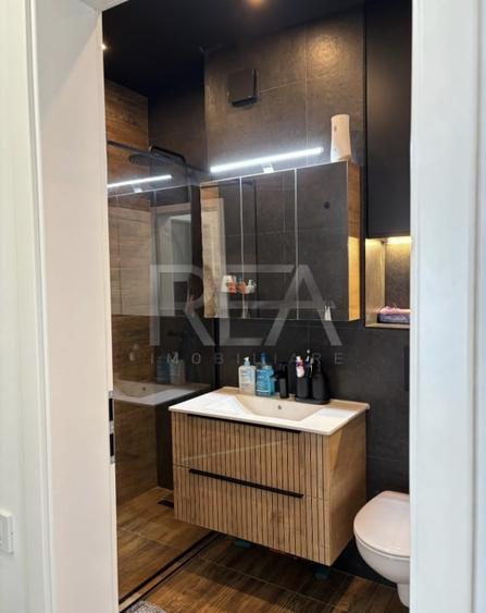 2 camere, et 8/11-Exigent Plaza faza 5 - 8