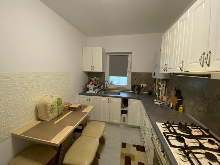 Duplex cu 4 camere si mansarda. Complet mobilat si utilat. Comision 0 - 4