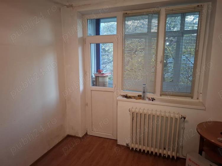 Vand apartament 3 camere, 3 3, ?arpanta, boxa, zona ultracentrala - 1