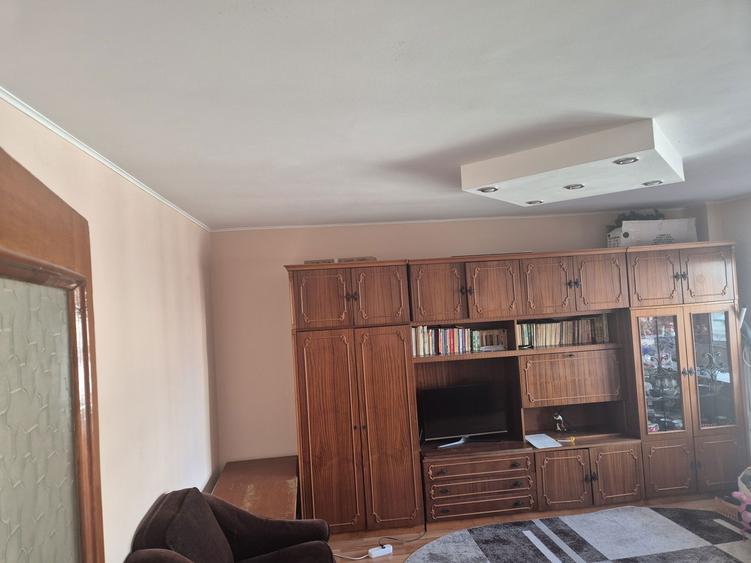 [Proprietar] 3 Camere DECOMANDAT, 72 mp, Etaj 2 Zona Spital Pediatri - 3