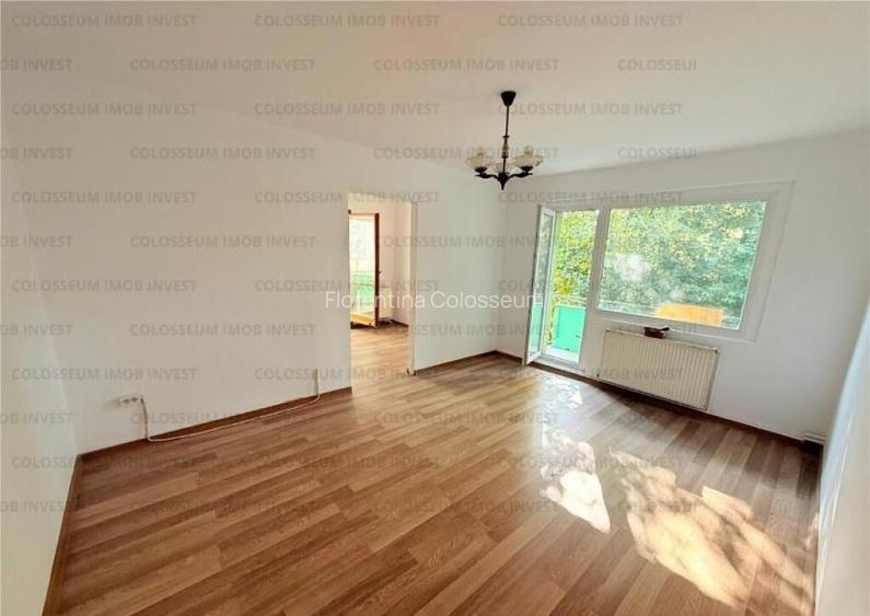 Apartament 3 camere, decomandat - zona Calea Bucuresti Apartament 3 camere, decomandat - zona Calea Bucuresti