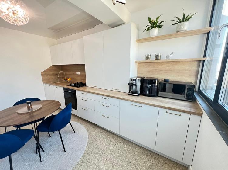 Apartament 3 camere decomandat, mobilat-utilat complet, parcare propietate - 1