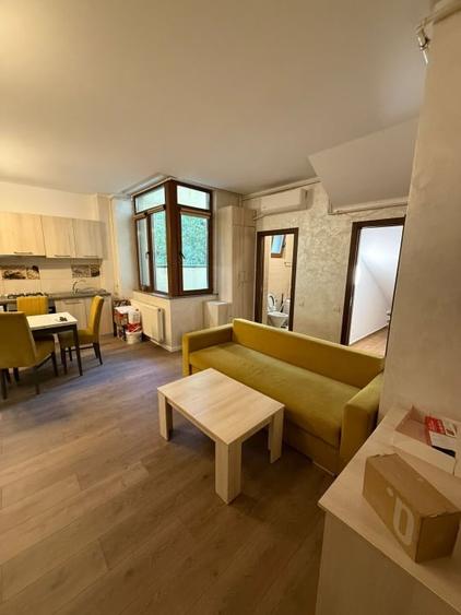 Inchiriere 3 camere zona tomis nord - 1