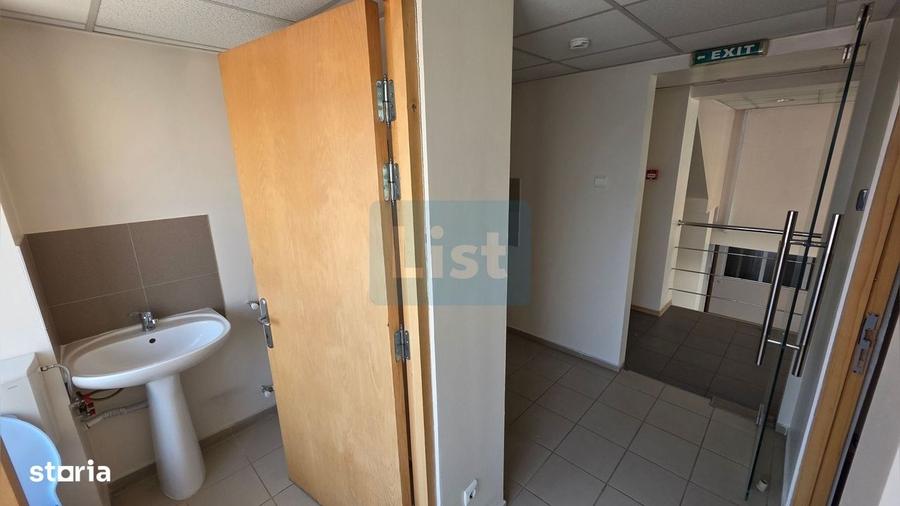 Spațiu comercial, de 210 mp, în 23 August