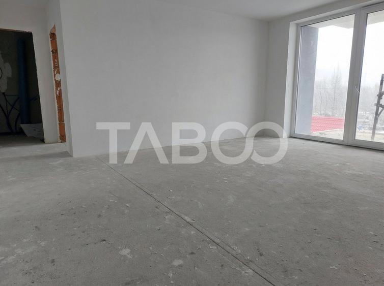 Apartament 91 mp 3 dormitoare 2 bai terasa loc parcare etaj 2 Cisnadie - 10