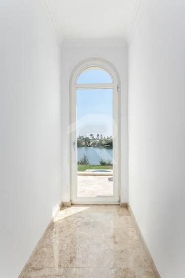 Vila eleganta cu piscina si iesire la Lac – Caciulati, Balotesti - 21