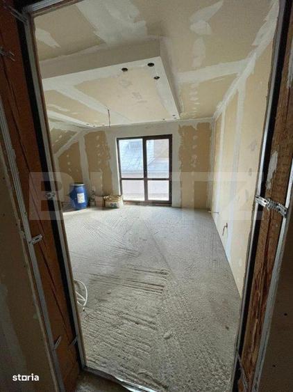 Spatiu comercial cu destinatii multiple, semifinisat, 227 mp, zona Sch - 8