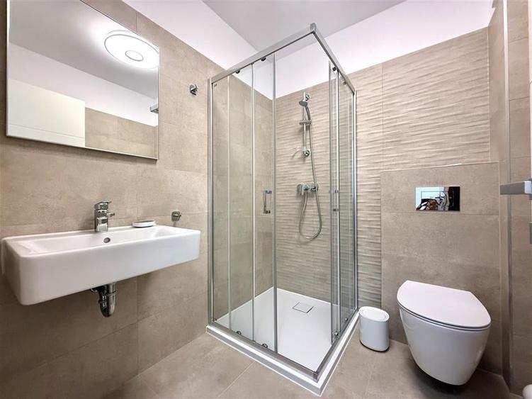 Apartament 3 camere / Parcare subterana/ Zona Coresi - 11