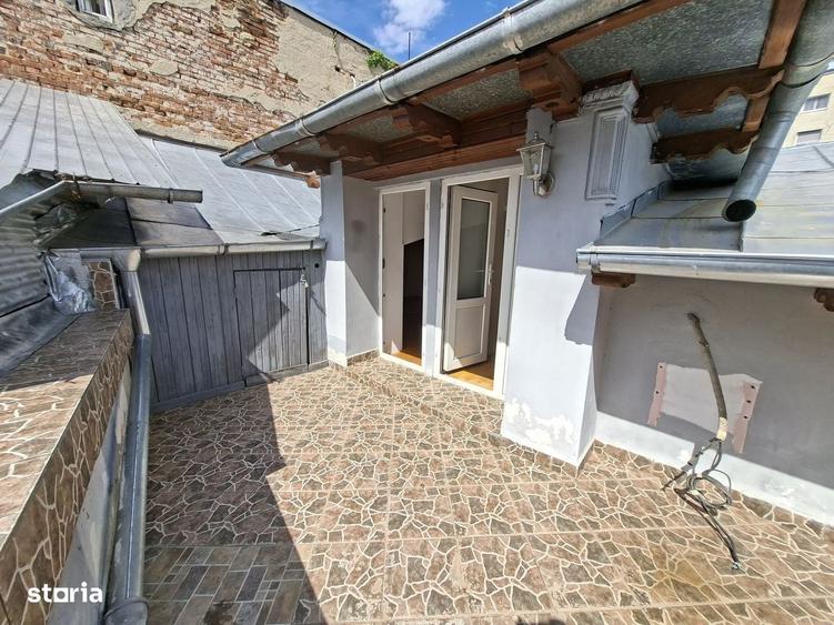 Piata Unirii, Calea Calarasilor, PROPRIETAR, vand casa P+M, 4 camere - 7