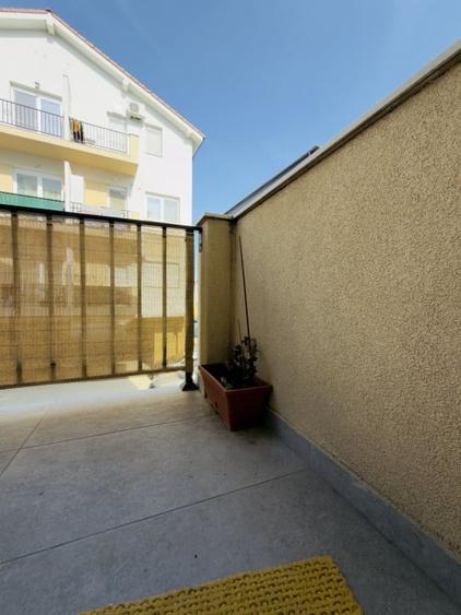 Apartament 3 camere, decomandat, etajul 1, 2 locuri de parcare in Giroc - 15