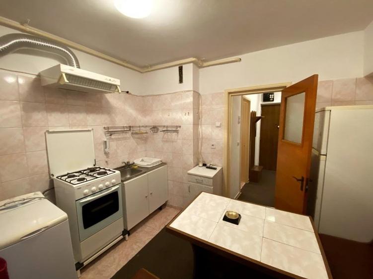 Garsoniera Timpuri Noi, stradal, 5 minute de metrou, mobilata si utilata complet - 11