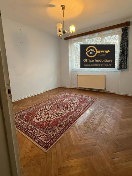 Apartament cu 2 camere semidecomandat în Săsar
