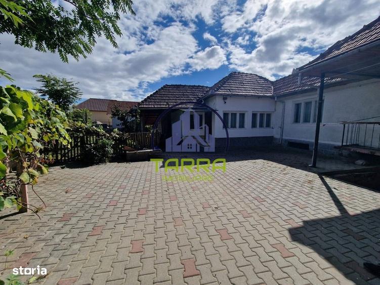 Casă cu 4 camere în Șard