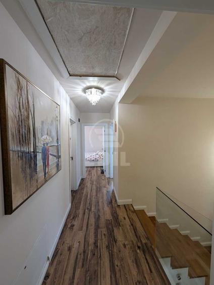 Duplex cu 6 camere cu Canalizare în Florești