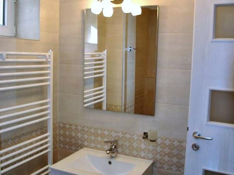 Apartament cu 3 camere în Primăverii