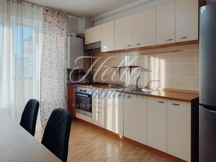 Apartament cu 3 camere decomandat în Florești