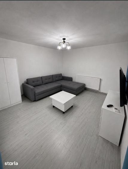 Casă cu 3 camere cu Teren 300 Mp în Central