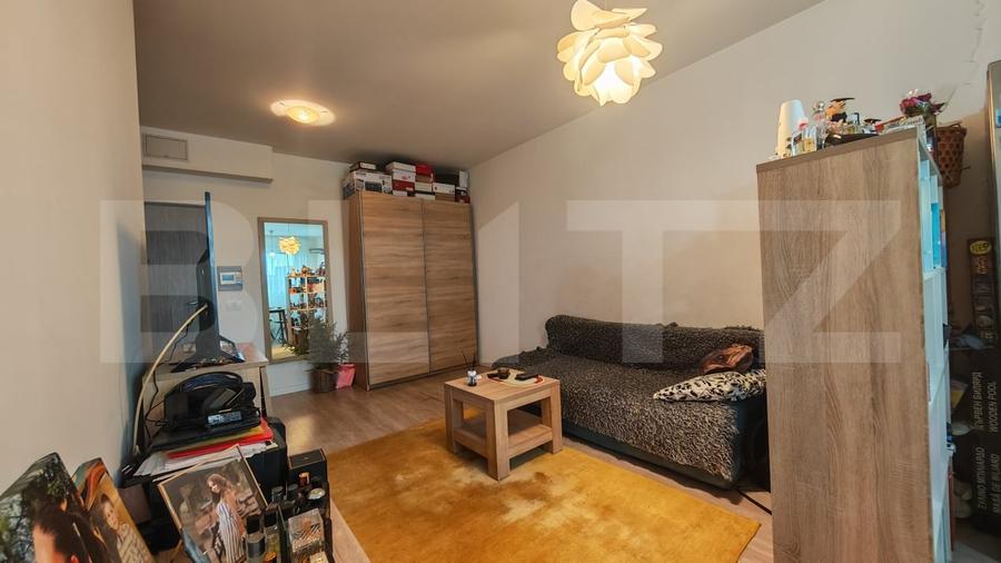 Apartament cu 2 camere decomandat, mobilat în Europa