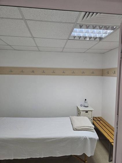 Apartament cu 4 camere decomandat în
