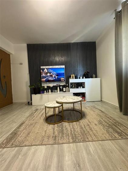 Apartament cu 2 camere decomandat în Alexandru cel Bun