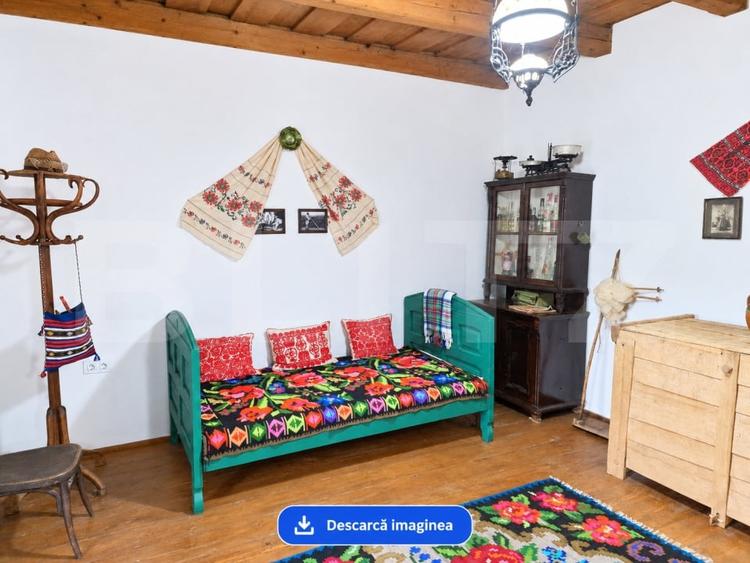 Casă individuală cu 3 camere cu Teren 5032 Mp în Geaca