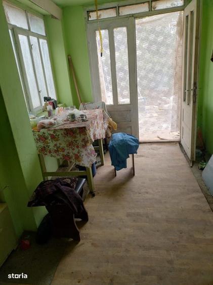 Casă cu 4 camere cu Teren 1250 Mp în Cenad