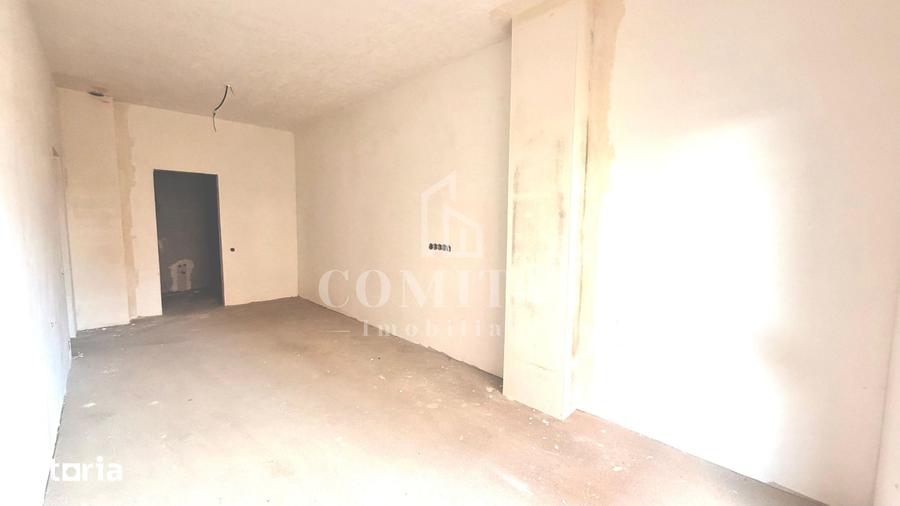 Apartament cu 4 camere în Florești