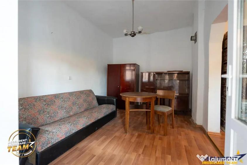 Casă cu 4 camere cu Teren 412 Mp în Brețcu