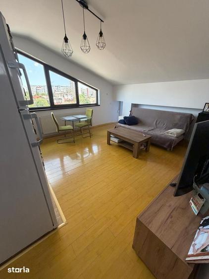 Apartament cu 2 camere decomandat, mobilat în 1 Mai