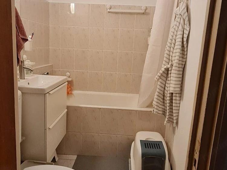 Apartament cu 2 camere semidecomandat în 1 Decembrie 1918