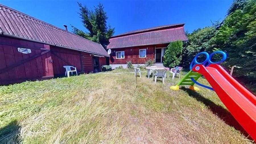 Casă individuală cu 3 camere cu Teren 1360 Mp în Exterior Est