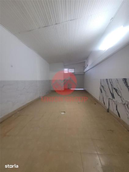 Spațiu comercial, de 750 mp, în Halta Traian