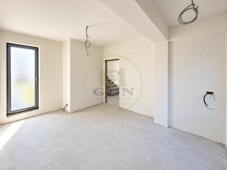 Duplex cu 4 camere cu Teren 198.5 Mp în Străulești