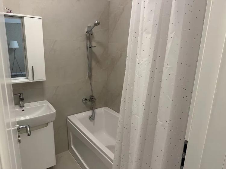 Central Adress 2 camere cu balcon - 7