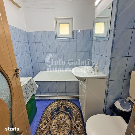 Apartament cu 2 camere în Micro 17