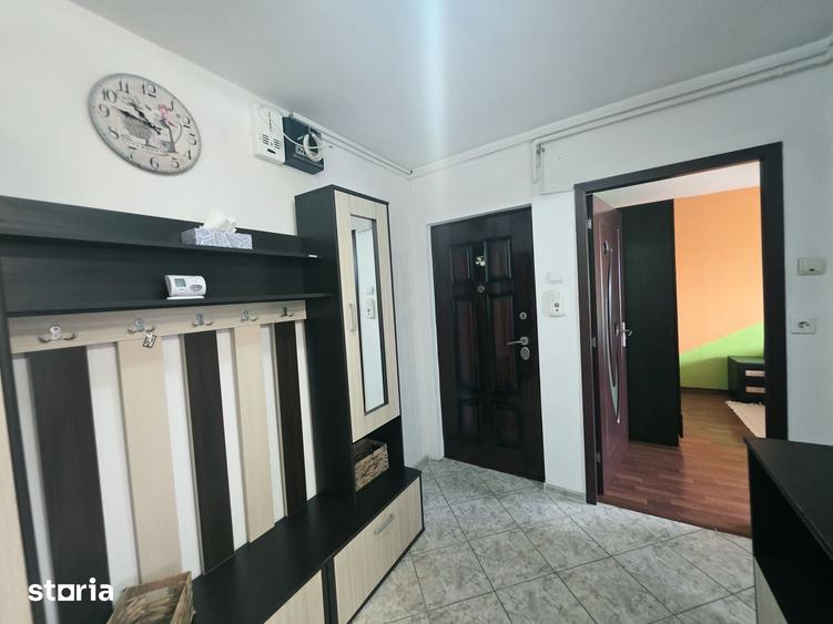 Apartament cu 2 camere decomandat în Bartolomeu