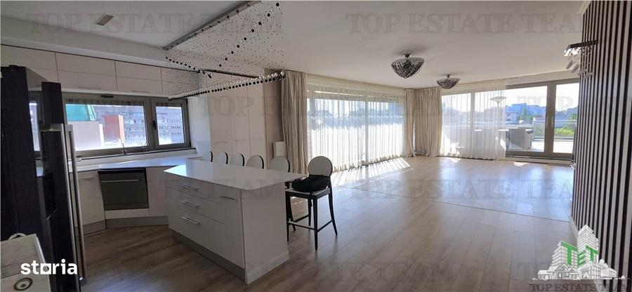 Apartament cu 4 camere decomandat, mobilat în Polonă