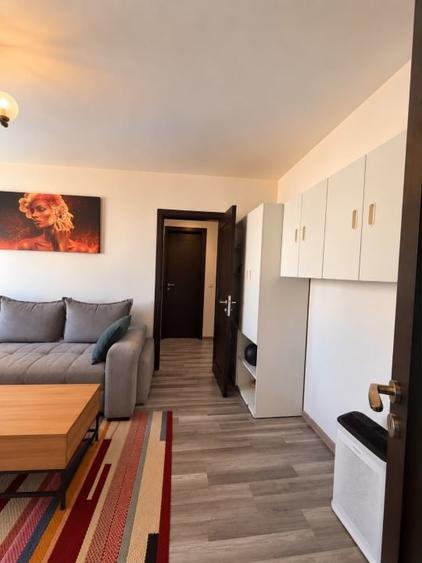 Apartament cu 2 camere semidecomandat, mobilat în Theodor Pallady