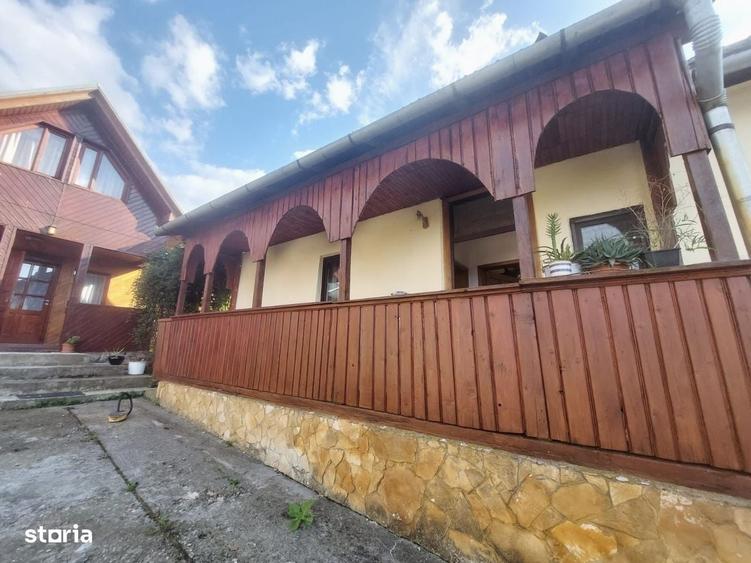 Casă cu 4 camere cu Teren 5995 Mp în Șumugiu