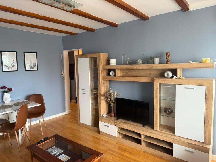 Apartament cu 2 camere decomandat, mobilat în Băneasa