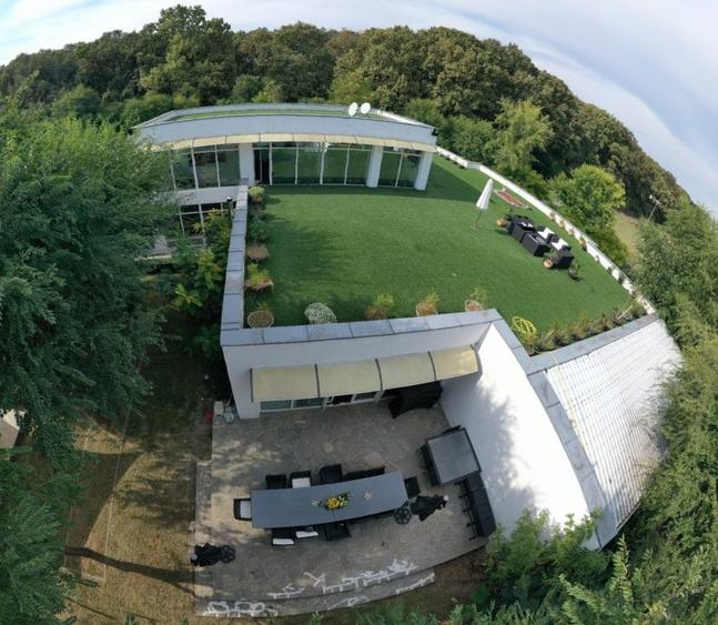 Un Domeniu Unic Lângă București. Luxul Pe Un Singur Nivel: Vilă De Vânzare - 6