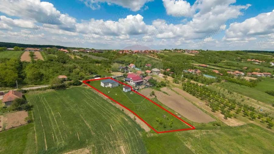 Casa cu 3 camere, anexa ?i 2042 mp teren de vanzare, in Calea Mare - 12