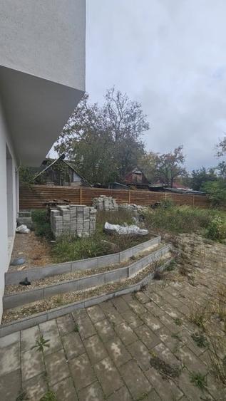 Duplex 6 camere, 150mp utili, 700mp teren, Dambu Rotund - 16