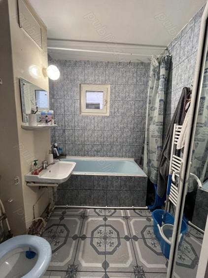 Vand apartament 2 camere decomandat - 2