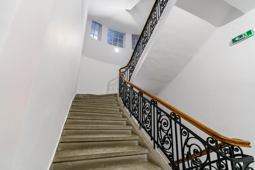 Spațiu Generos și Versatil pentru Birouri sau Activități Comerciale - 7