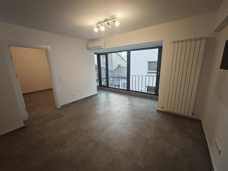 Vanzare apartament 2 camere | Universitate | Km O | bloc nou 2023 | etaj 2/4 | n - 3