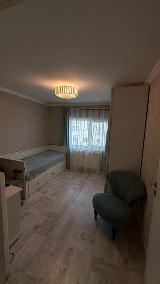 Apartament cu 3 camere decomandat în Lacu